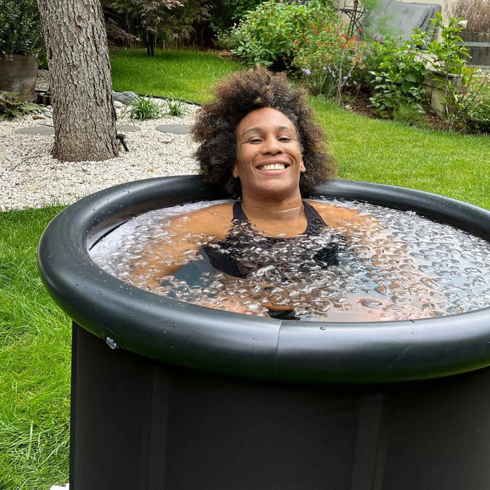 Efficient Halrove ice bath bathtub, perfect for reducing inflammation after gym workouts.
