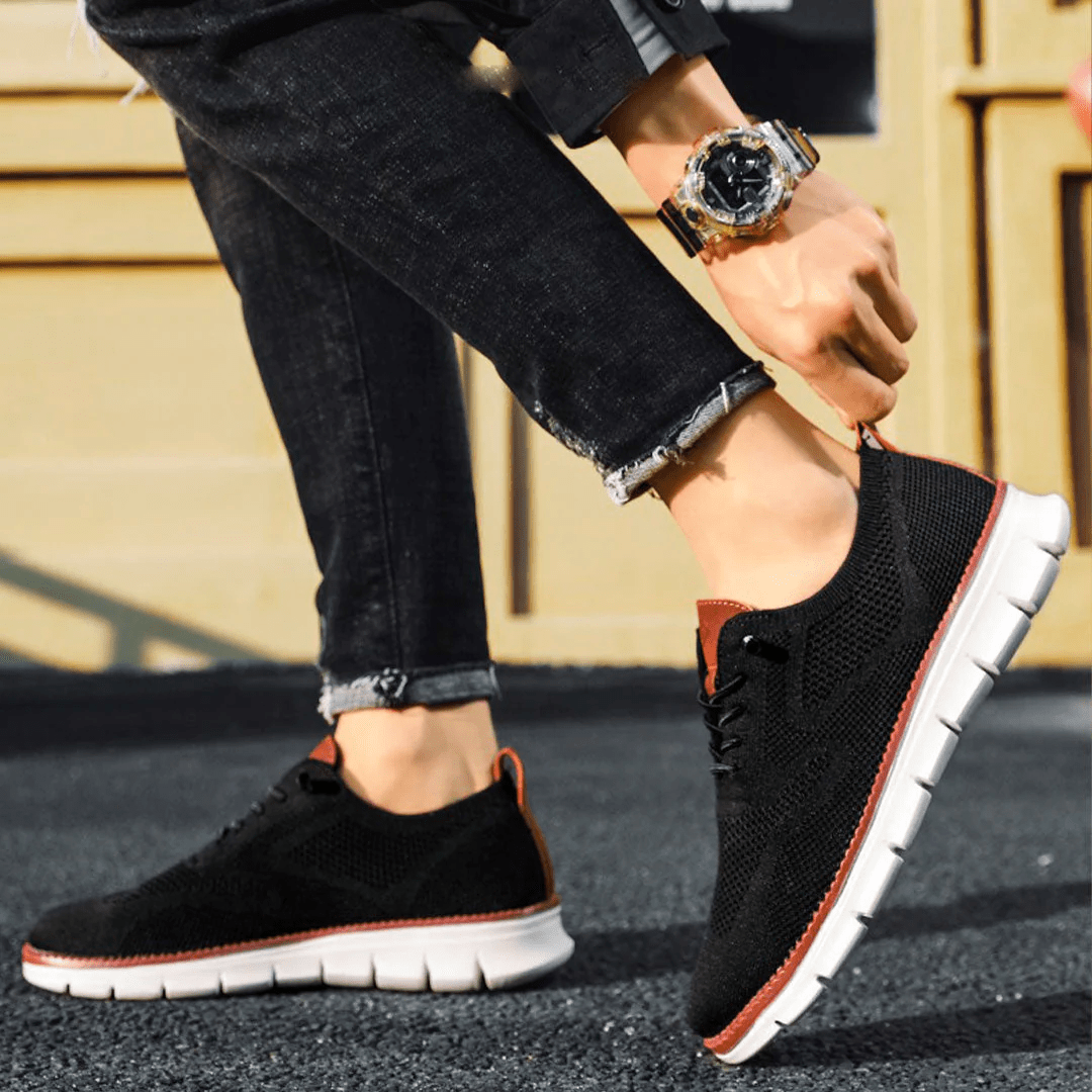 Men's Casual Sneakers with Lace-Up Closure and Chunky Sole