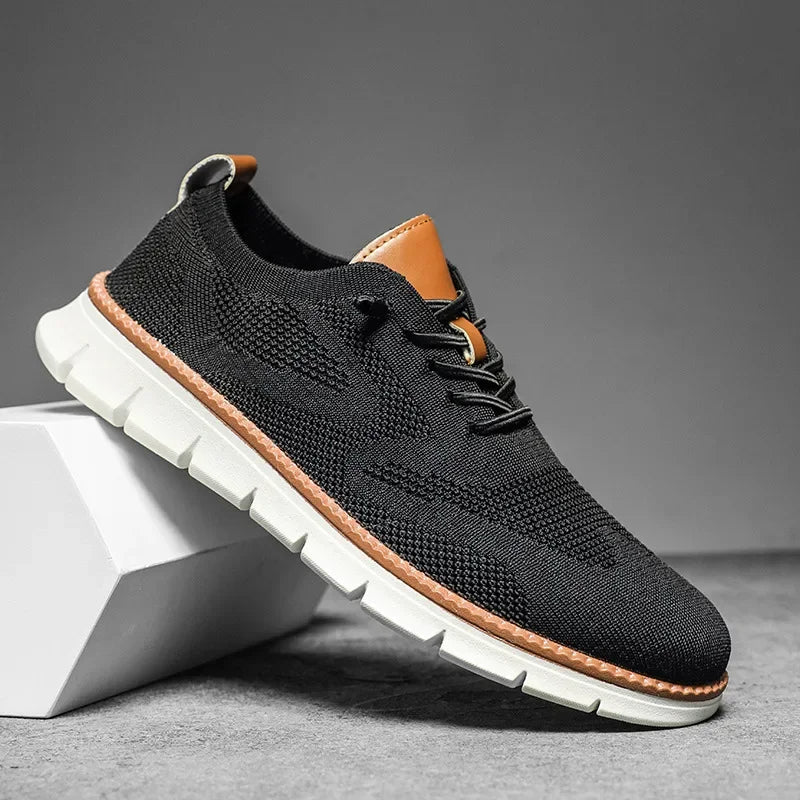 Men's Casual Sneakers with Lace-Up Closure and Contrast Sole