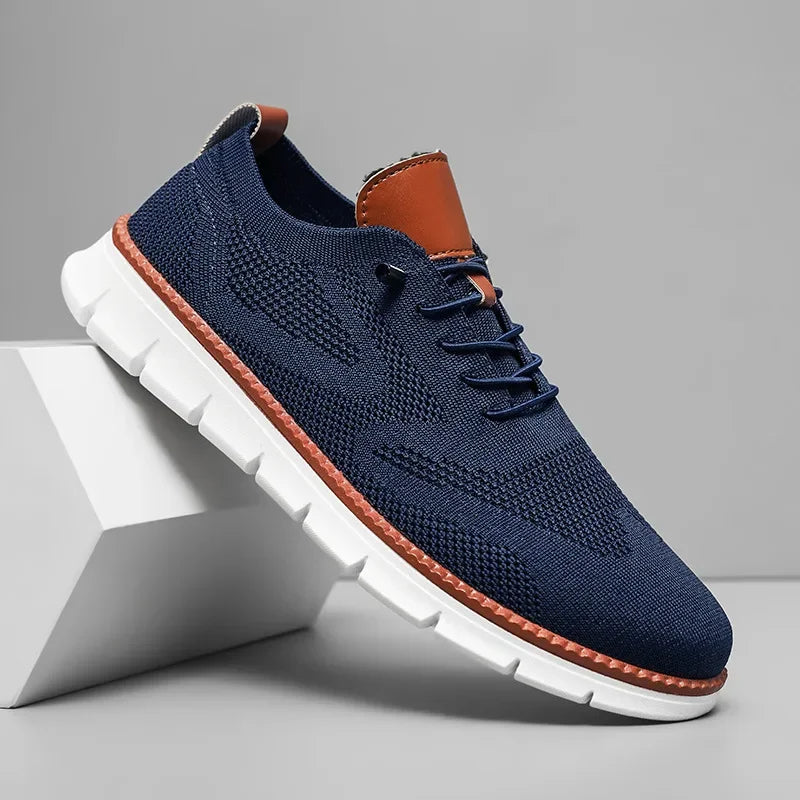 Men's Casual Sneakers with Lace-Up Closure and Contrast Sole