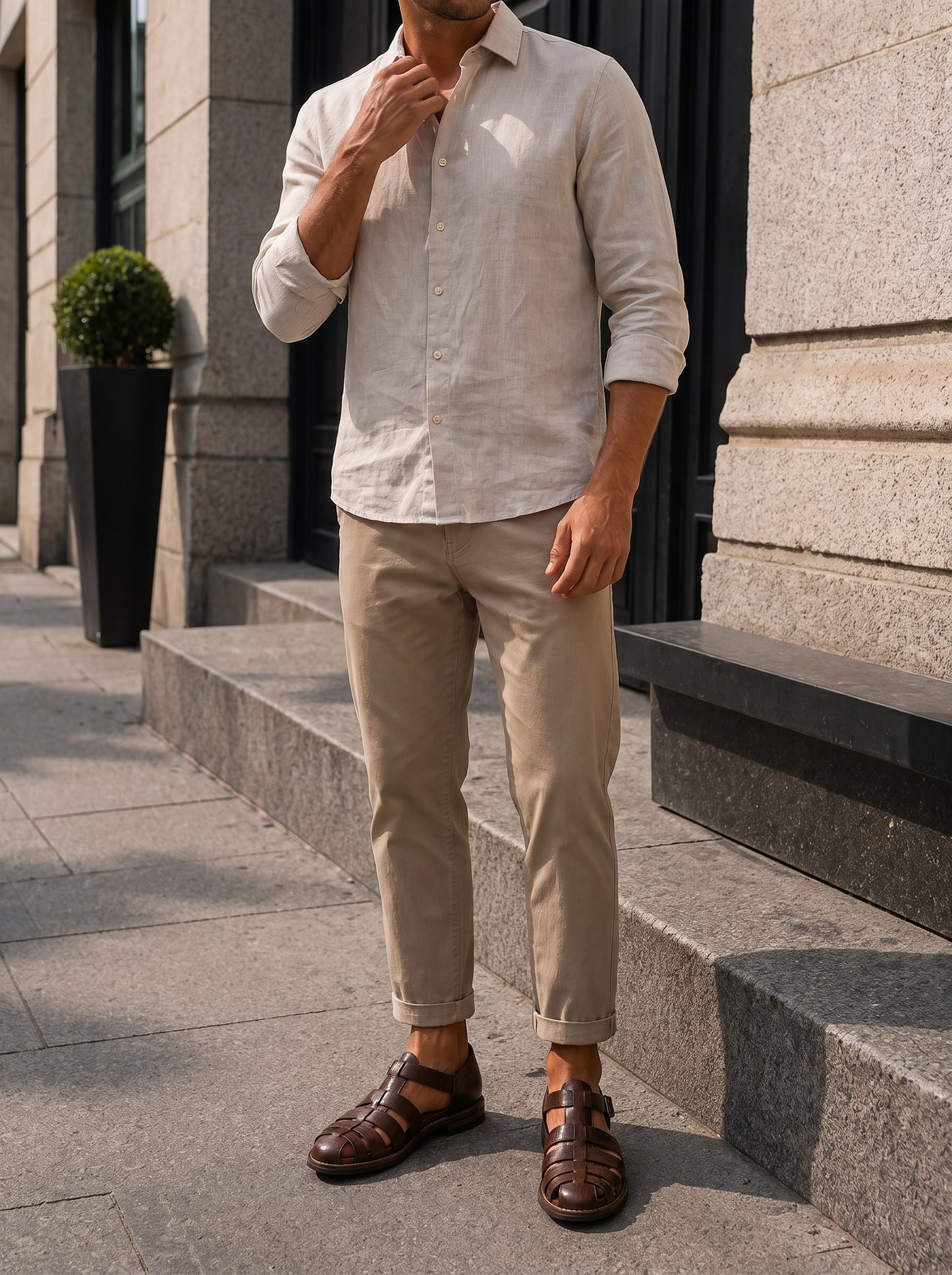Men's Closed-Toe Fisherman Sandals with Woven Straps and Buckle