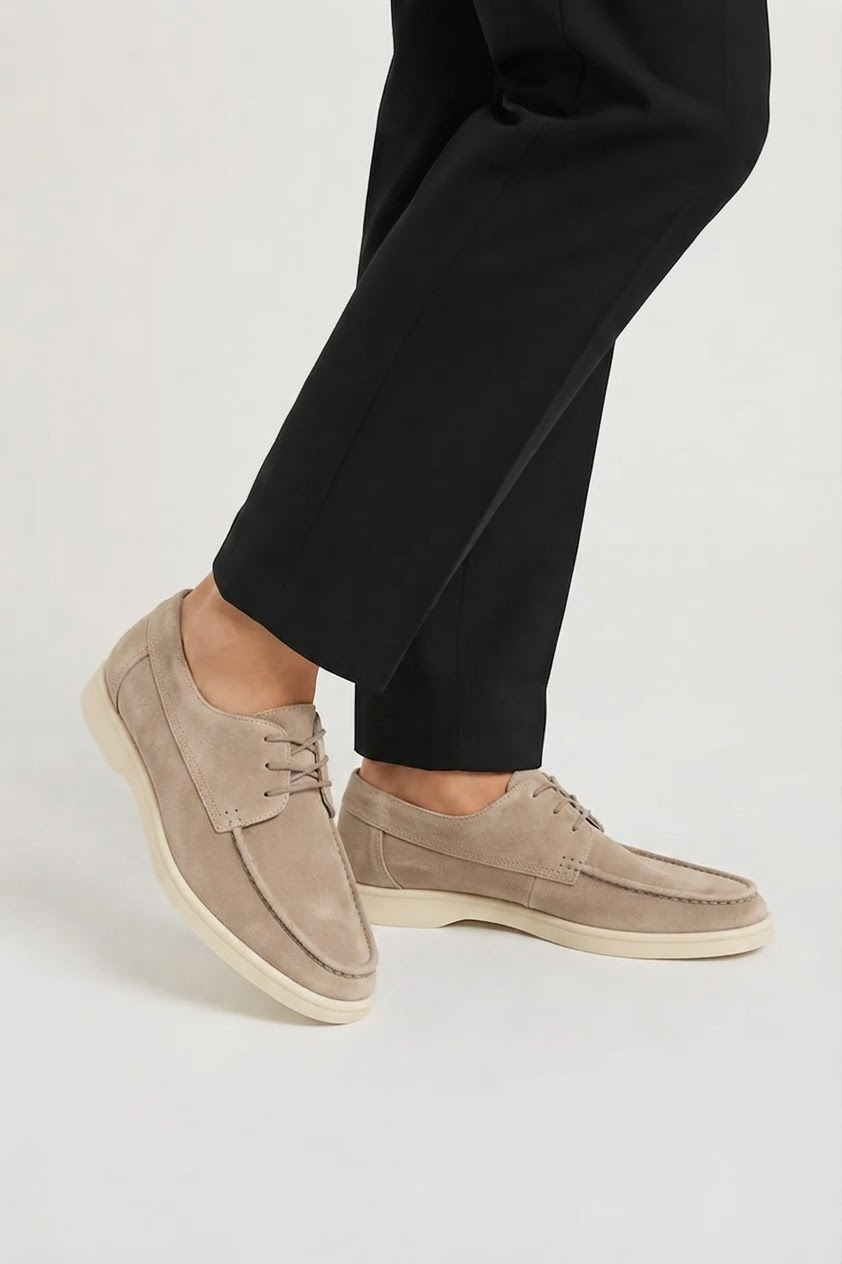 Men's Lace-Up Boat Shoes with Moc Toe and White Sole