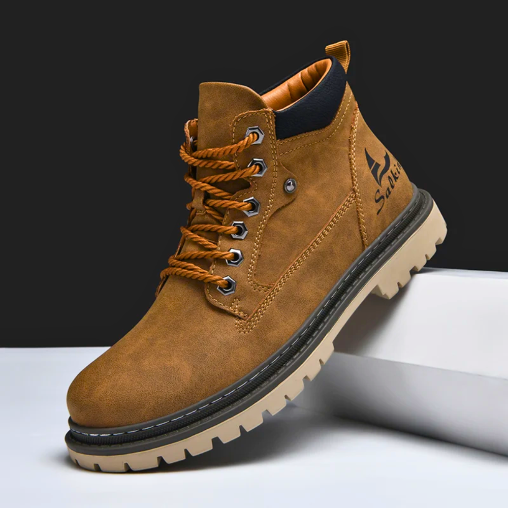 Men's Lace-Up Hiking Boots with Padded Collar and Reinforced Heel