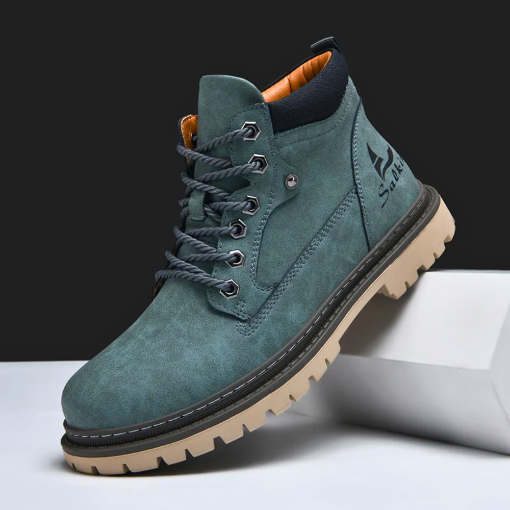 Men's Lace-Up Hiking Boots with Padded Collar and Reinforced Heel