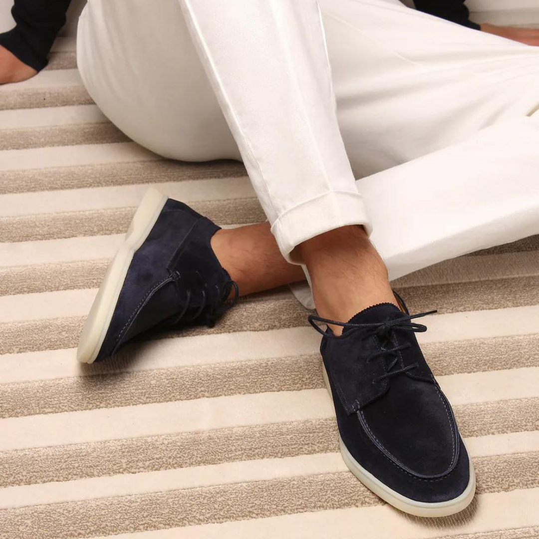 Men's Lace-Up Loafers with Moc Toe and White Sole