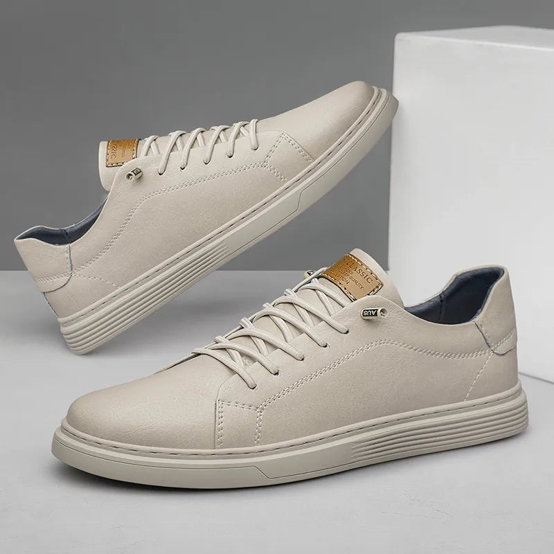 Men's Low-Top Sneakers with Lace-Up Closure and Round Toe