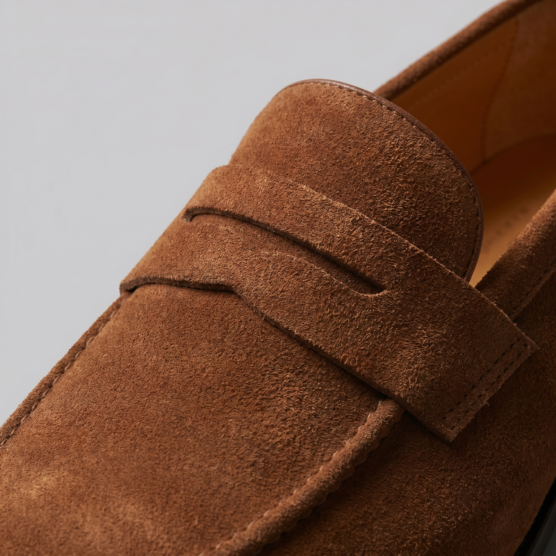 Men's Penny Loafers with Slip-On Design and Moccasin Seam Detail