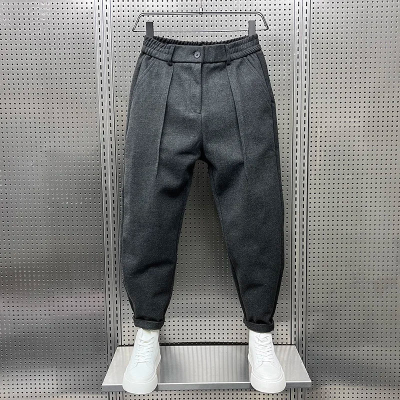 Men's Pleated Tapered Trousers with Elastic Waistband