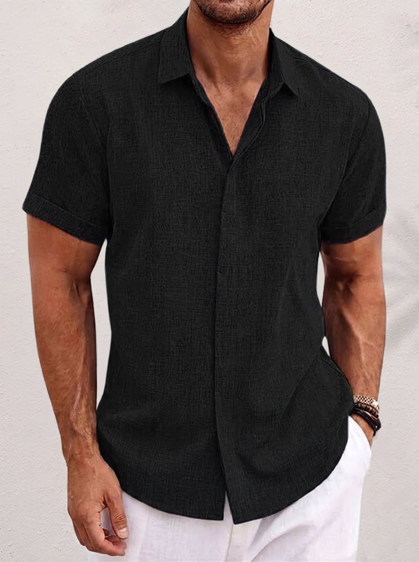 Men's Short Sleeve Button-Down Shirt with Point Collar