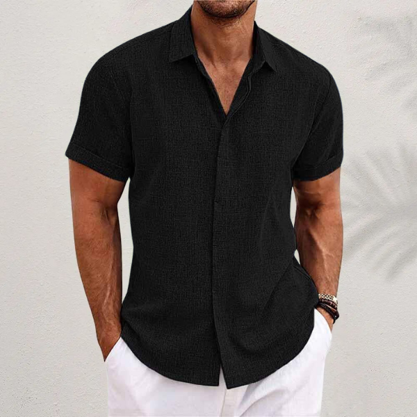 Men's Short Sleeve Button-Down Shirt with Point Collar