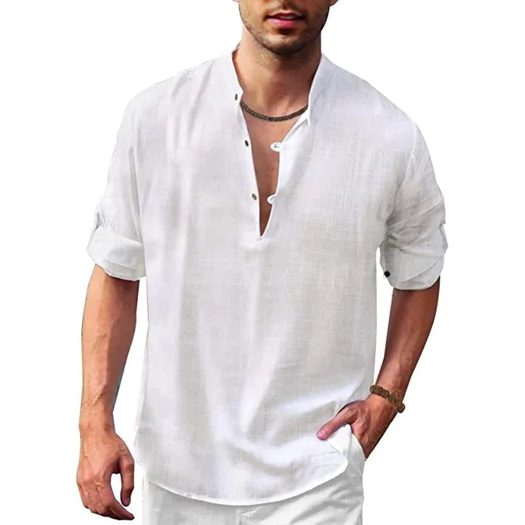 Men's Short Sleeve Button-Down Shirt with Spread Collar and Regular Fit