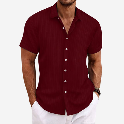 Men's Short Sleeve Button-Down Shirt with Spread Collar and Regular Fit