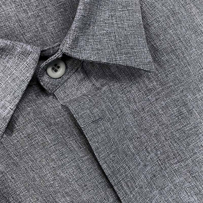 Men's Short Sleeve Button-Up Shirt with Spread Collar