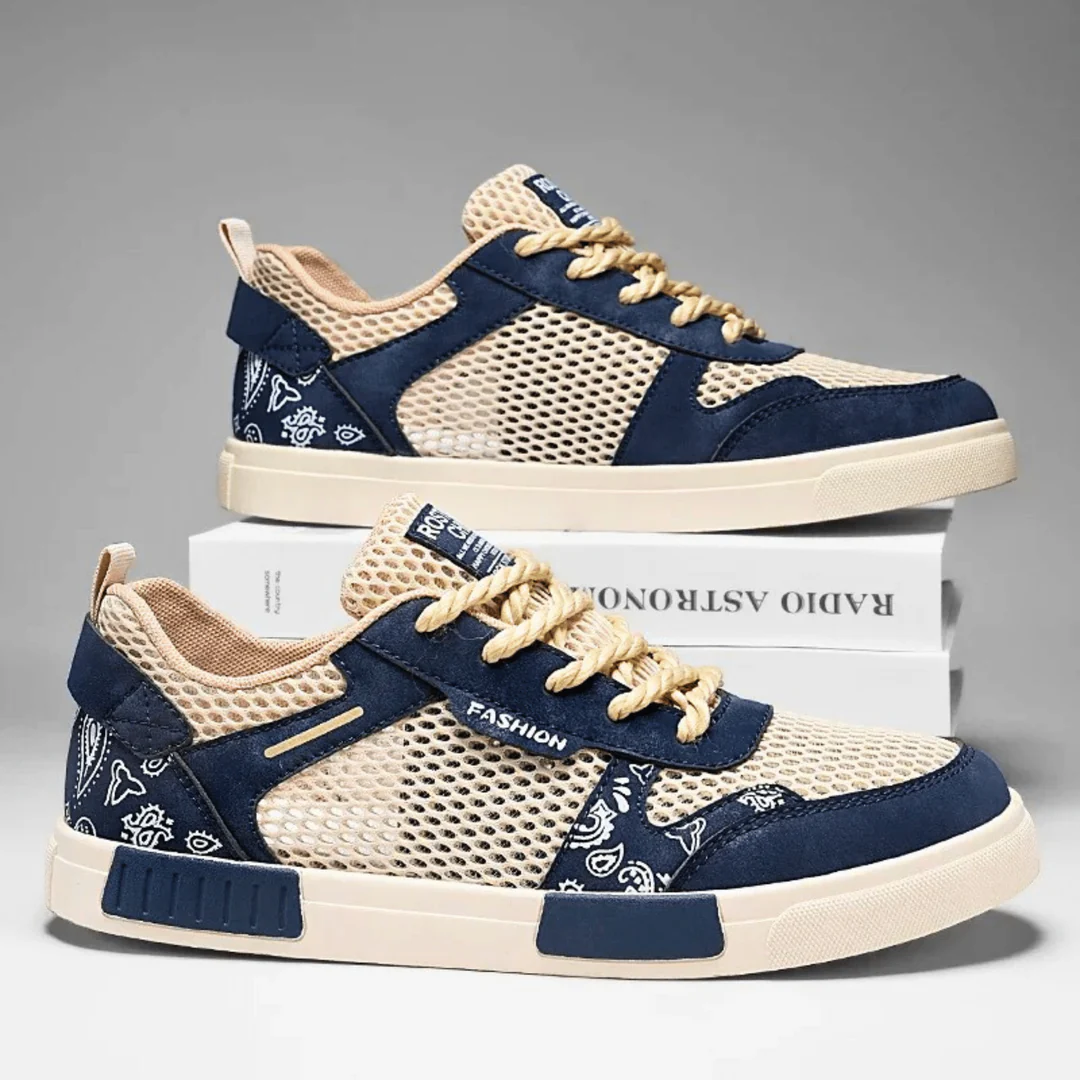 Men's Sneakers Low-Top with Mesh Panels and Paisley Print
