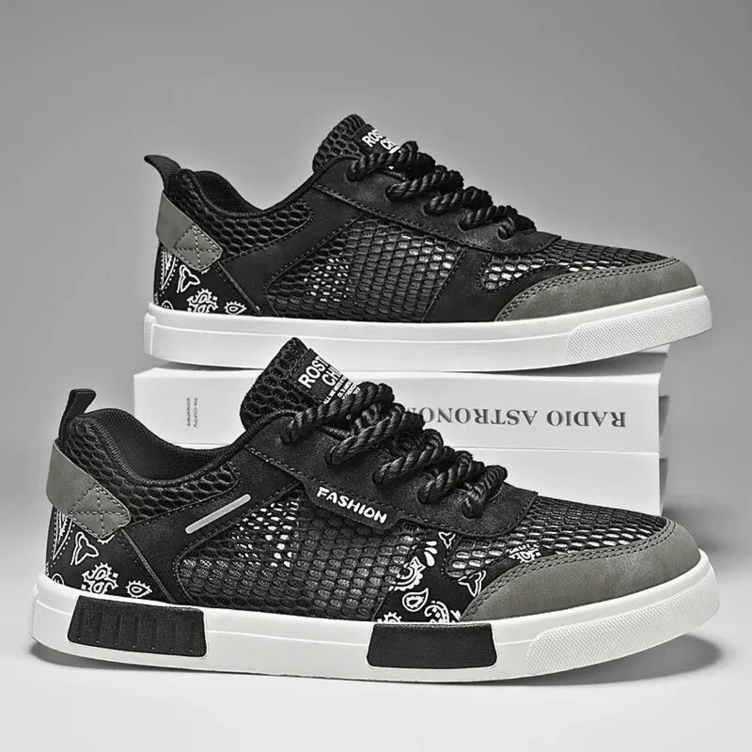 Men's Sneakers Low-Top with Mesh Panels and Paisley Print