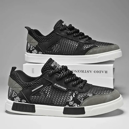 Men's Sneakers Low-Top with Mesh Panels and Paisley Print
