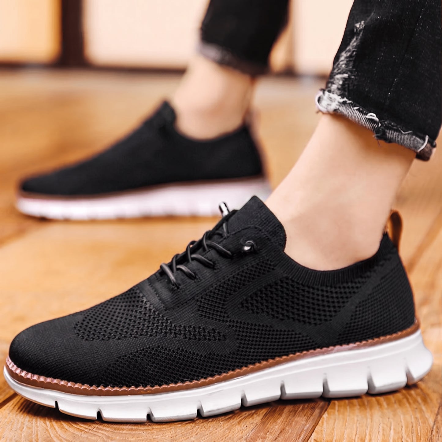 Men's Sneakers with Lace-Up Closure and Cushioned Insole