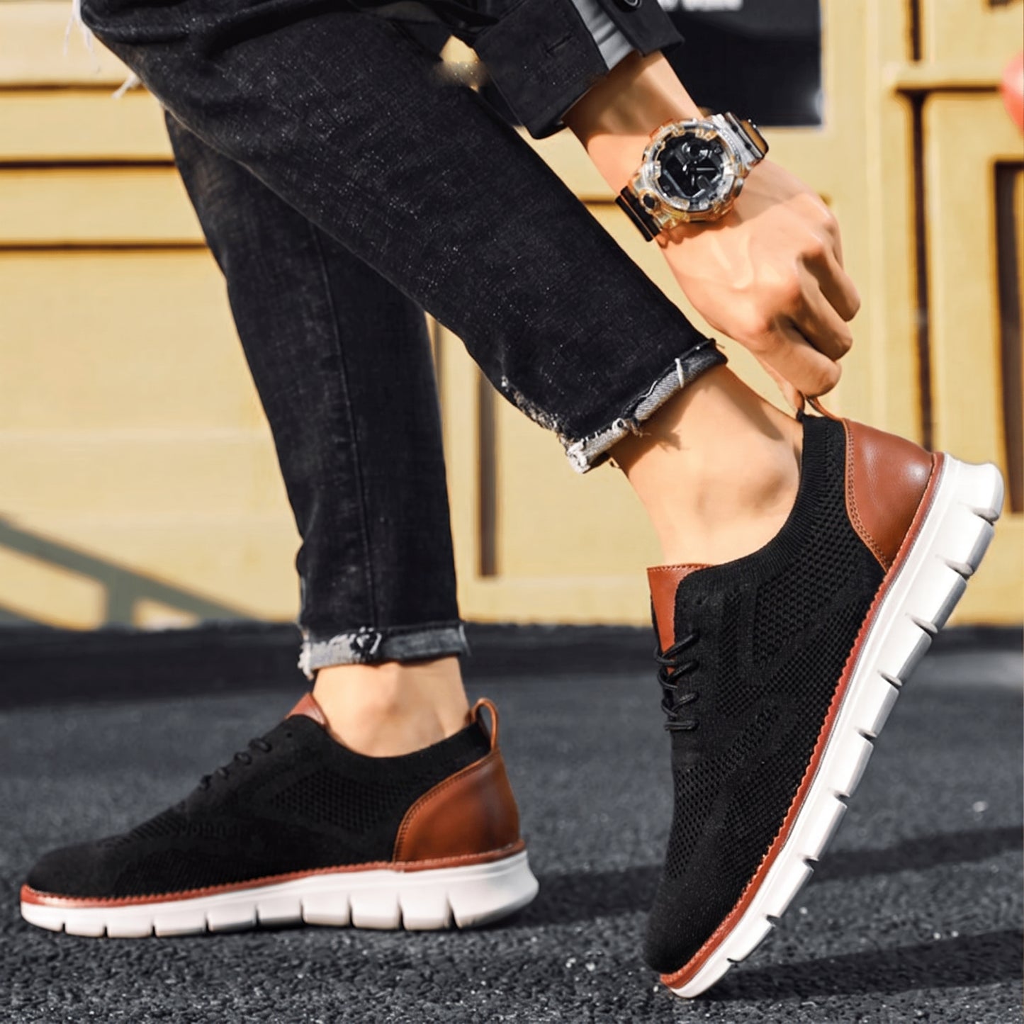 Men's Sneakers with Lace-Up Closure and Cushioned Insole