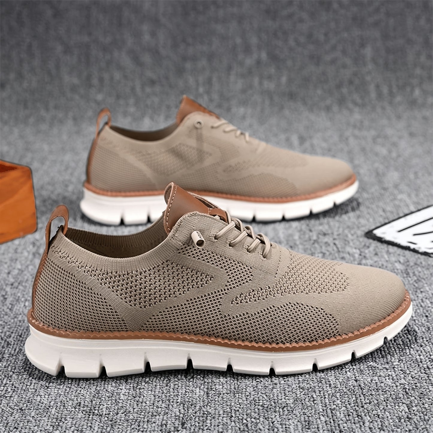 Men's Sneakers with Lace-Up Closure and Cushioned Insole