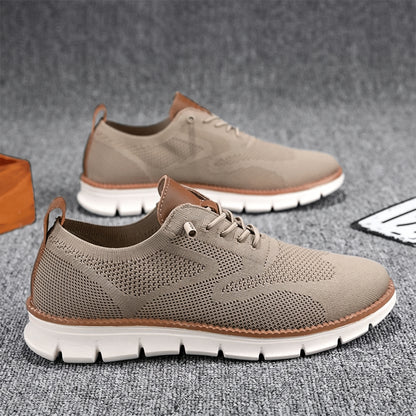 Men's Sneakers with Lace-Up Closure and Cushioned Insole