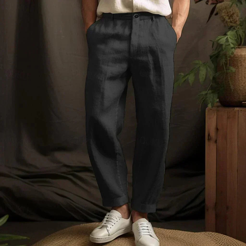 Men's Tapered Trousers with Relaxed Fit and Cuffed Hem