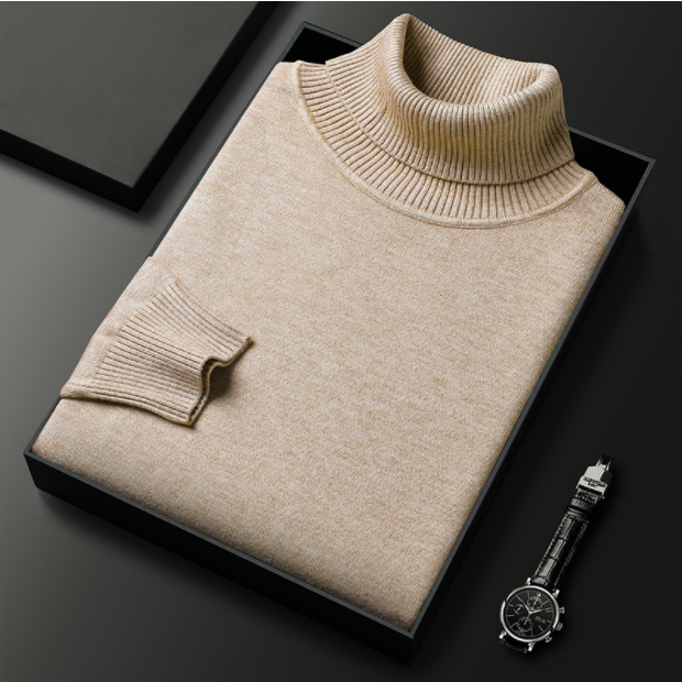 Men's Turtleneck Sweater with Tailored Silhouette