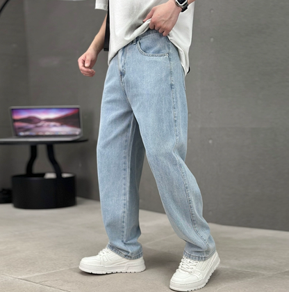Men's Wide-Leg Jeans with Straight Cut and Front Slash Pockets