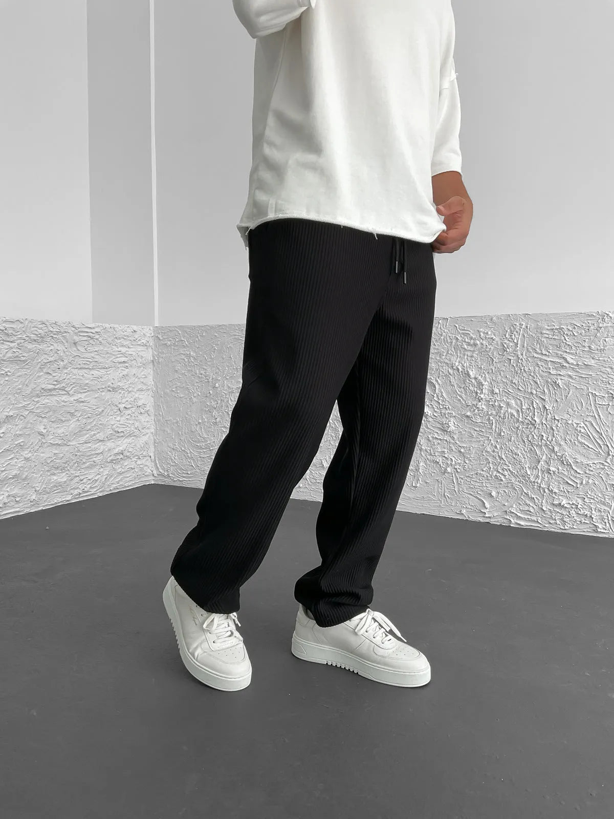 Men's Wide Leg Trousers with Elastic Drawstring Waist and Ribbed Texture