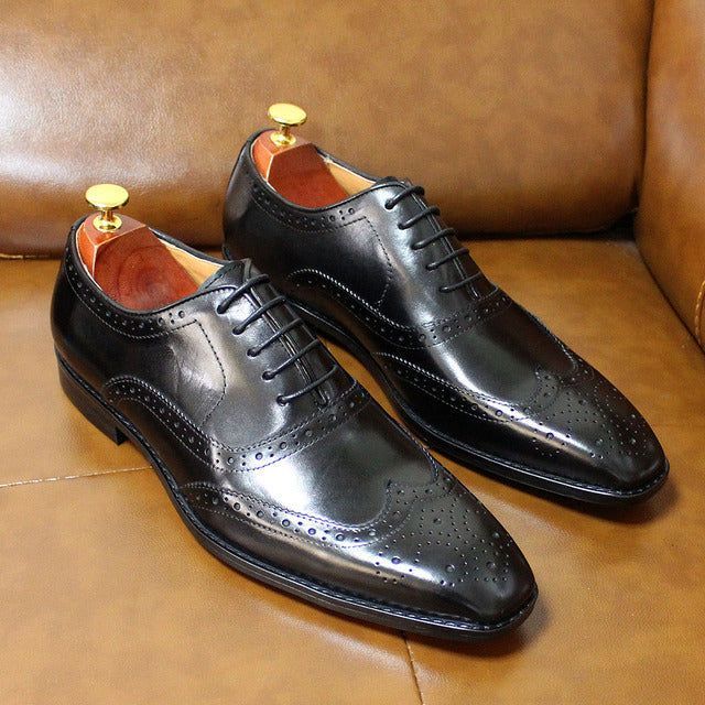 Men's Wingtip Brogue Oxford Shoes with Hand-Painted Finish