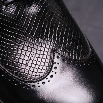 Men's Wingtip Dress Shoes with Brogue Detailing and Textured Panel