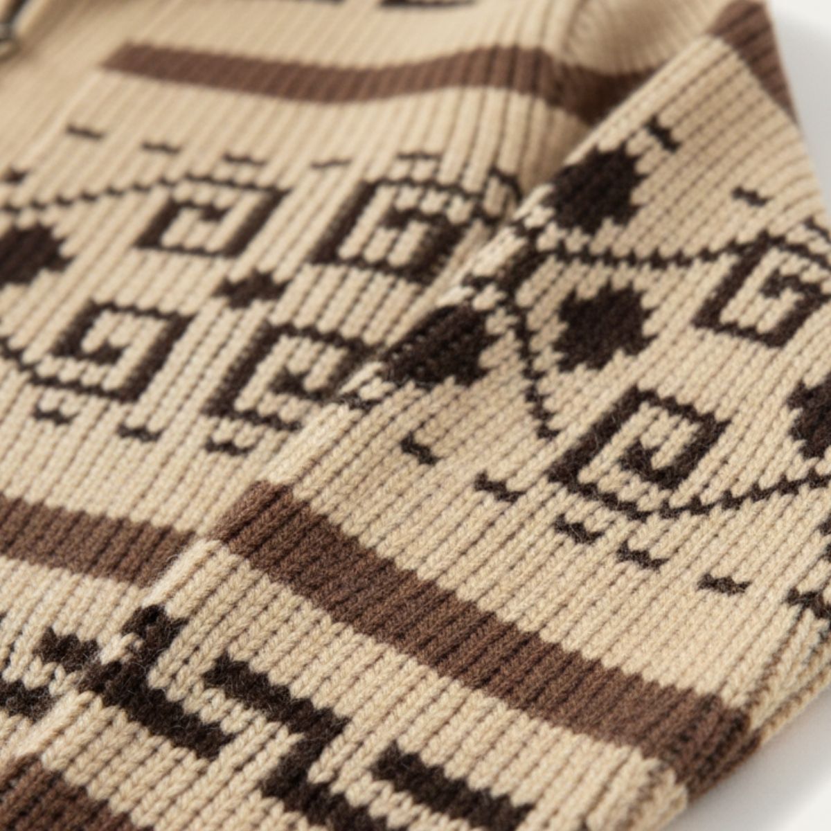 Men's Zip-Up Cardigan with Shawl Collar and Aztec Jacquard Pattern