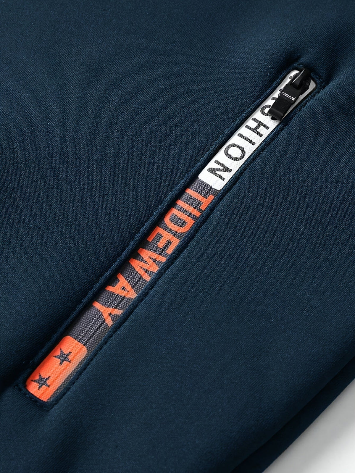 Men's Zip-Up Hooded Tracksuit Set with Sherpa Lining and Zip Pockets