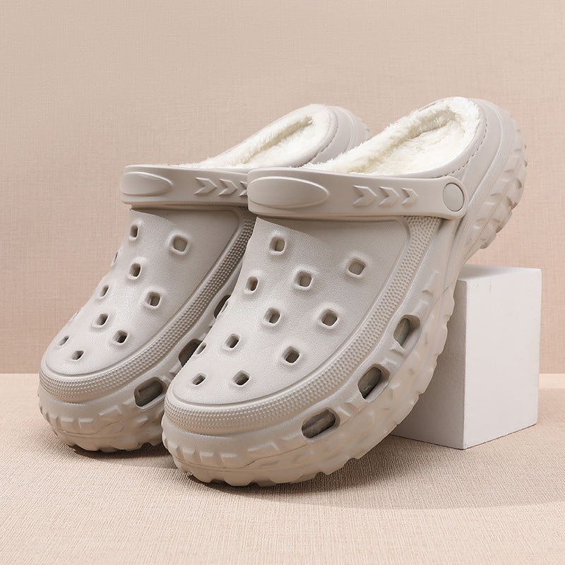 Unisex Fleece-Lined Clogs with Slip-On Design